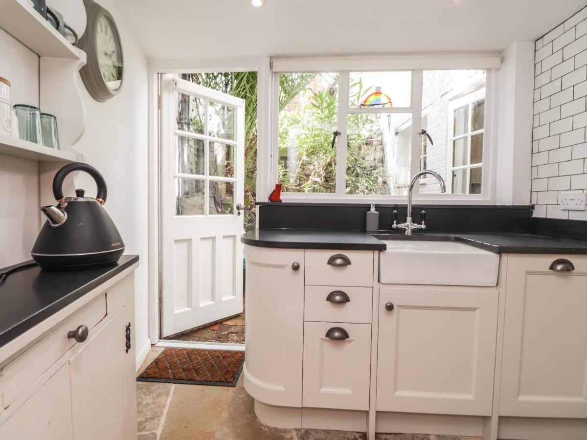 Tudor Cottage Sandwich Exterior foto