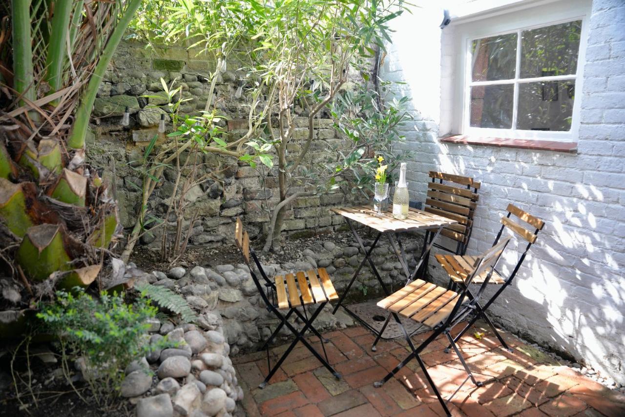 Tudor Cottage Sandwich Exterior foto